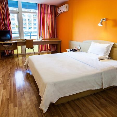 7Days Inn Zhongshan Li He Square Esterno foto