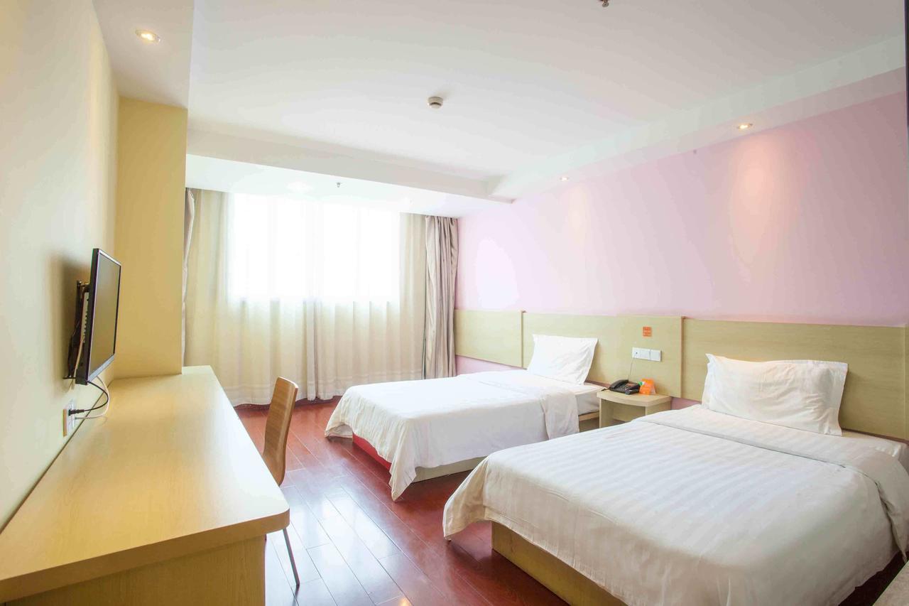 7Days Inn Zhongshan Li He Square Camera foto