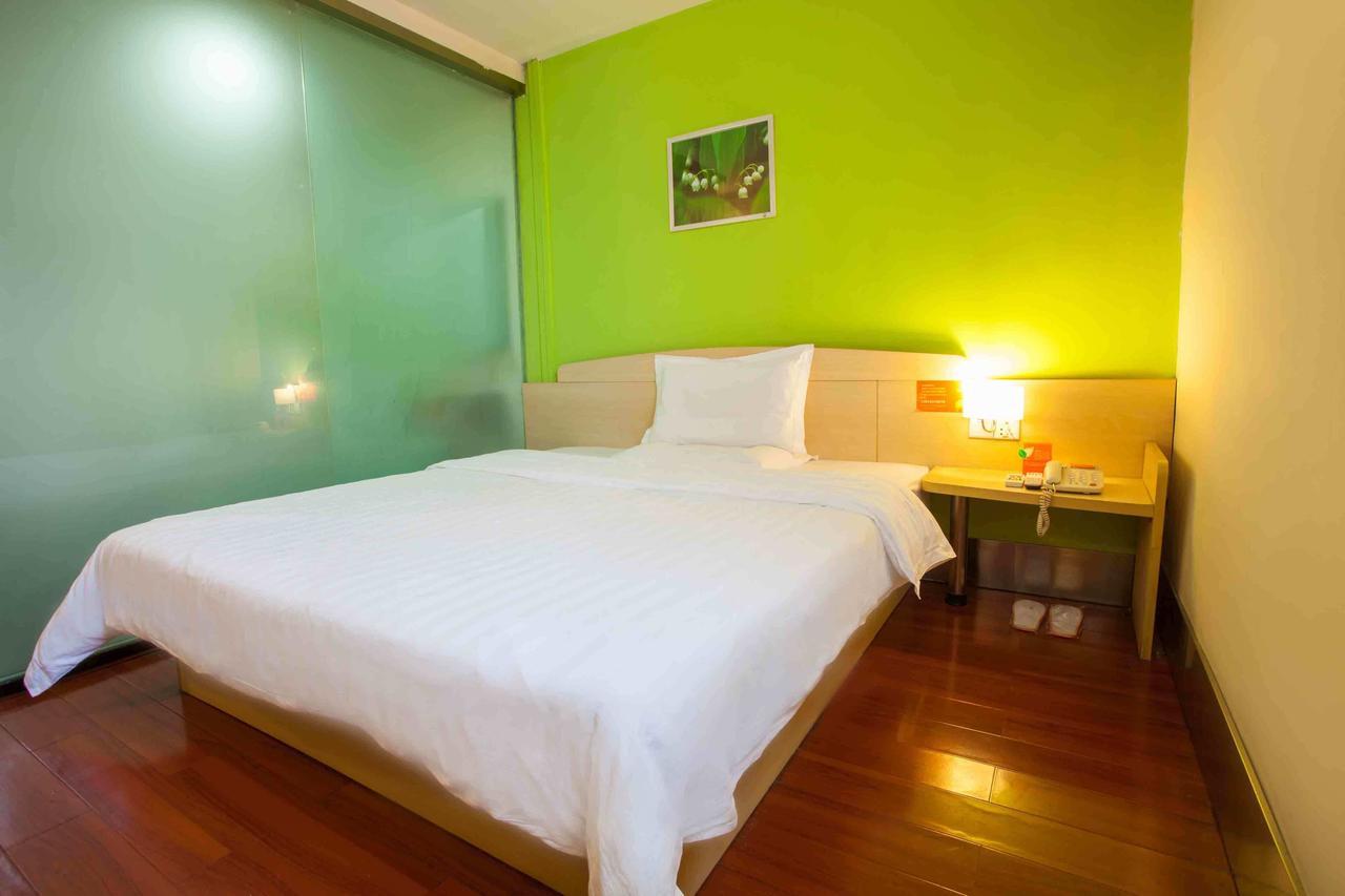 7Days Inn Zhongshan Li He Square Camera foto