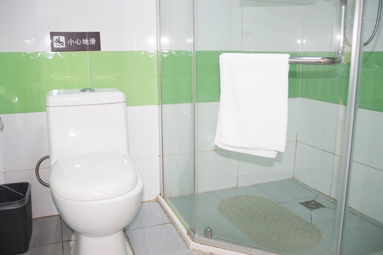 7Days Inn Zhongshan Li He Square Esterno foto