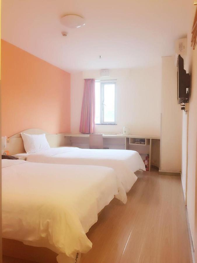 7Days Inn Zhongshan Li He Square Esterno foto